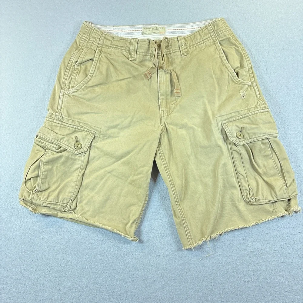 American Eagle Shorts Mens 30 Khaki Cargo Rugged Outdoor Utility Cotton 01977‎